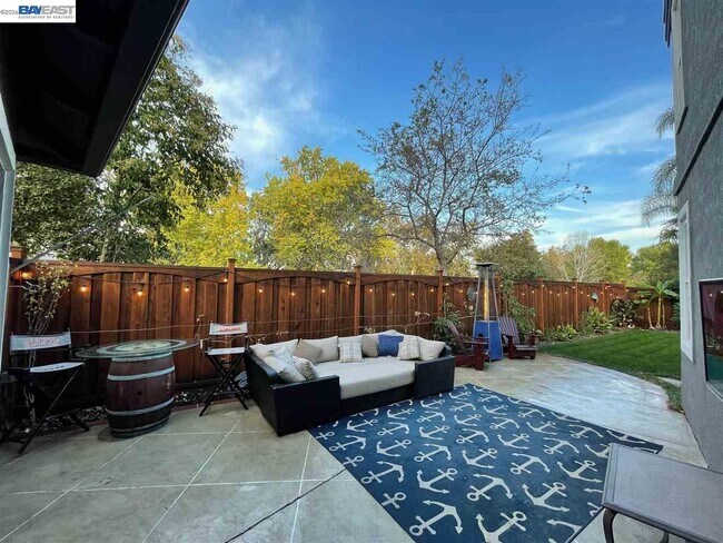 Building Photo - 1154 Mulberry Pl
