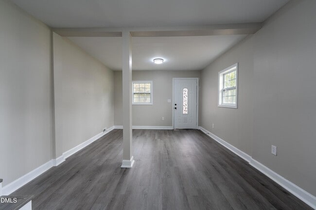 Building Photo - 1001 S Layton Ave