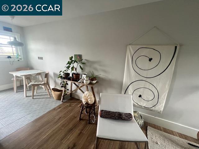 Building Photo - 1325 Hopkins St