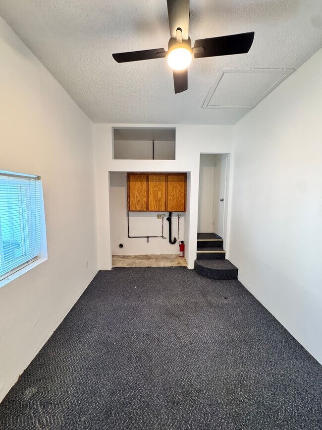 Building Photo - 14942 Cerritos Ave