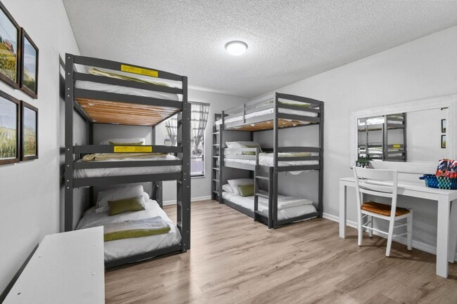 Building Photo - 15739 75th Way N