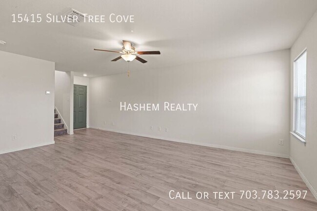 Building Photo - 15415 Silver Tree Cove