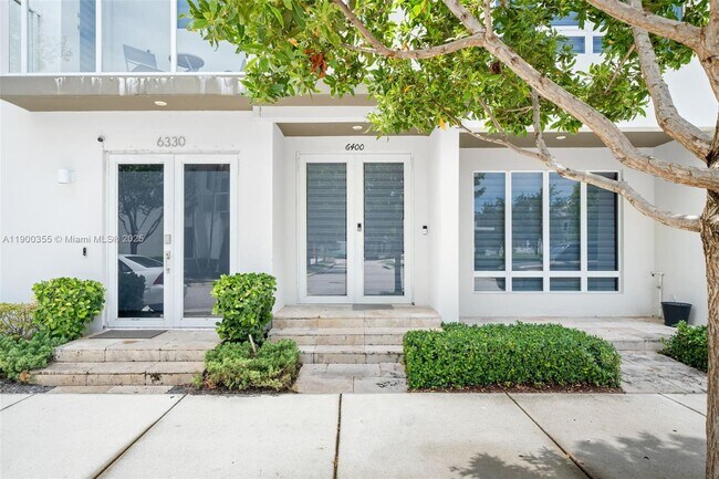 Building Photo - 6400 NW 105th Pl