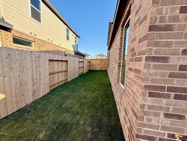 Building Photo - 22142 Ingham Blf Ln