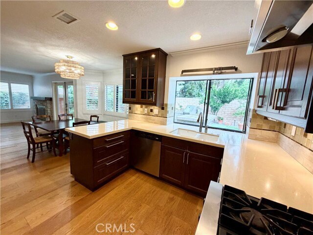 Building Photo - 10 Wickland