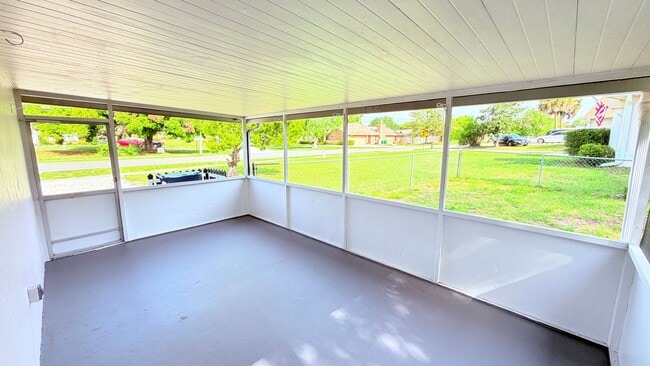Building Photo - Beautifully Renovated 3-Bedroom Home with Upgrades in Deltona Lakes!!!