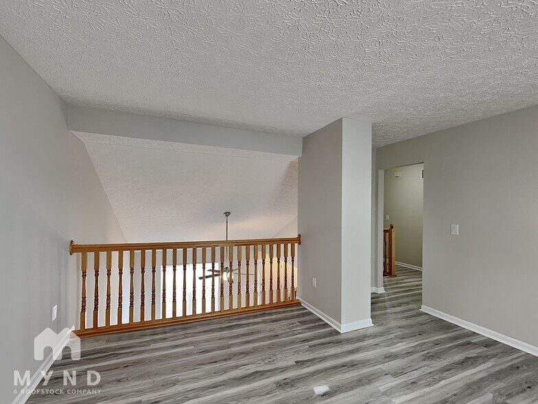 Building Photo - 5819 Rothrock Ct