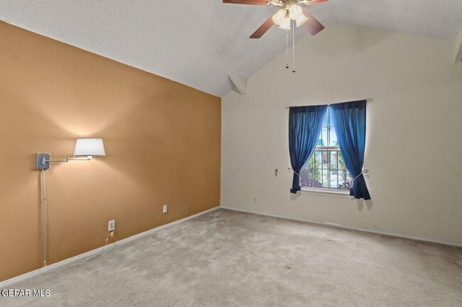 Building Photo - 12072 Autumn Gate Dr
