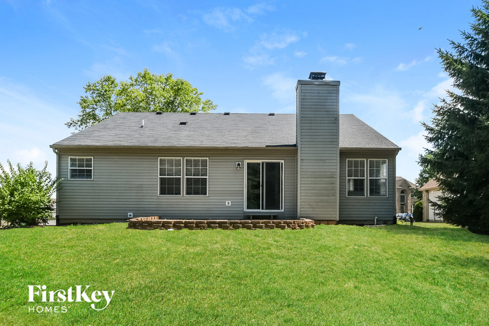 Building Photo - 2302 Willowview Dr