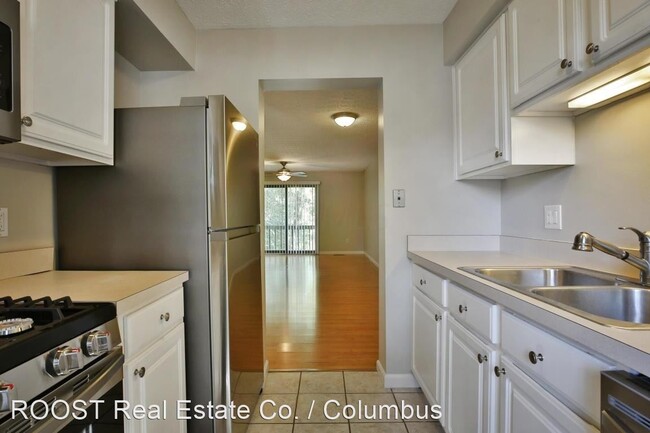Building Photo - 2 br, 1.5 bath House - 5643 Great Woods Blvd