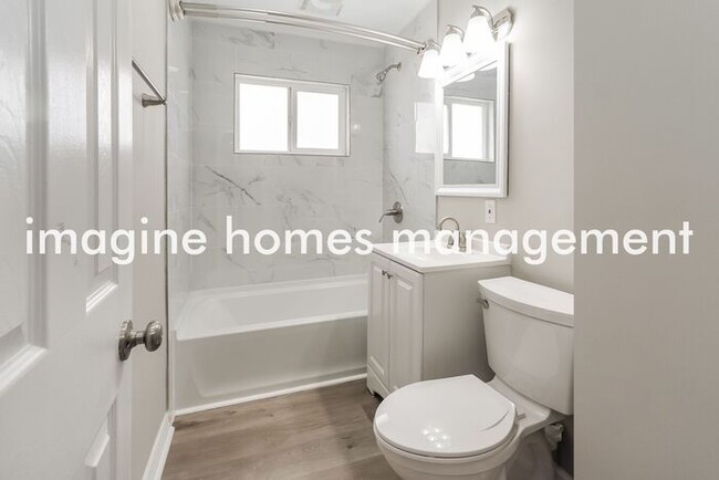 Building Photo - Fully Renovated 4 Bedroom Single Family Ho...