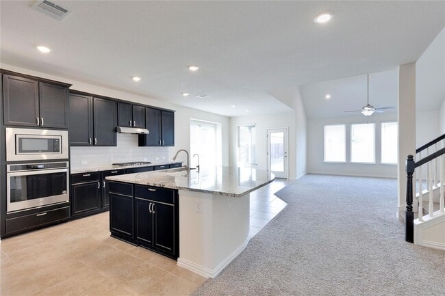Building Photo - 6533 Leonardo Cove