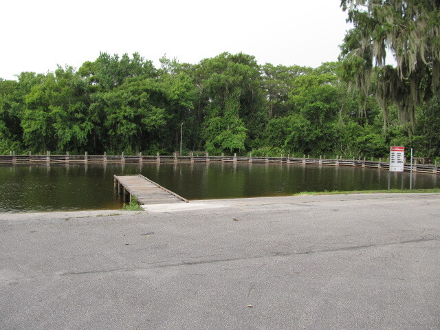 Lake Istokpoga Boat Ramp - 203 Villaway