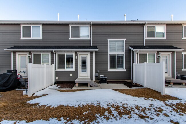 Building Photo - 15315 Tarawa Dr