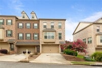 Building Photo - 2744 Blakely Dr NE