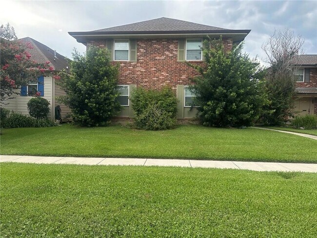 Building Photo - 6734 Catina St
