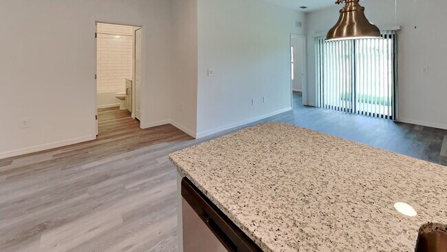 Building Photo - 4028 SW 7th Pl