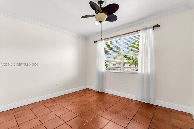 Building Photo - 15350 SW 72nd St