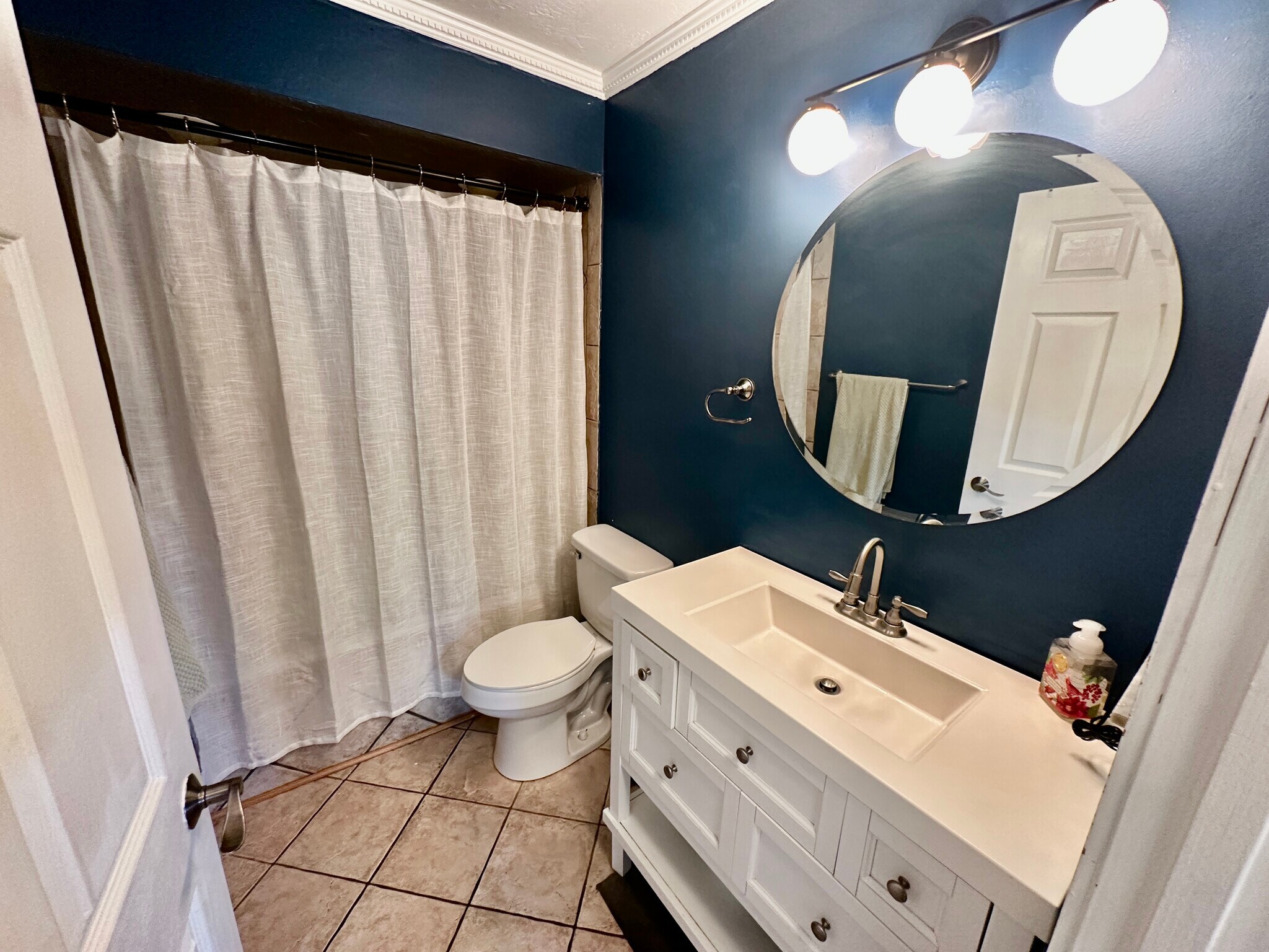 Building Photo - 4492 Brook Dr