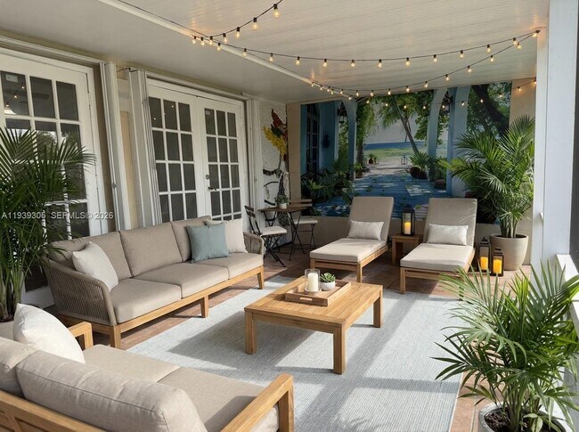 Building Photo - 8111 SW 129th Ave