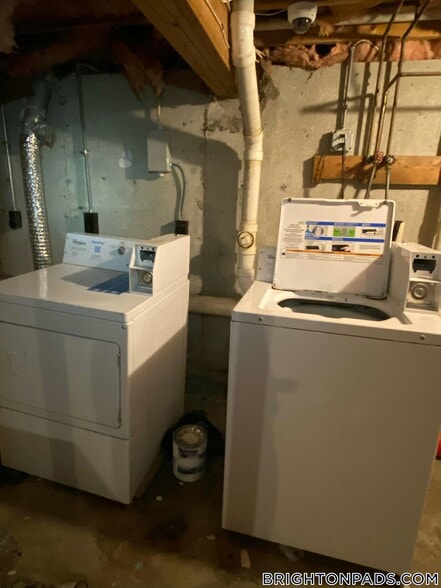 Building Photo - 27 Kelley Ct