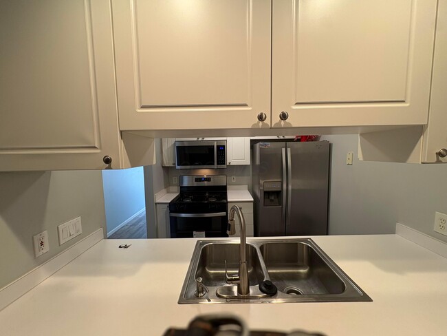 Building Photo - 5173 Aquila Dr