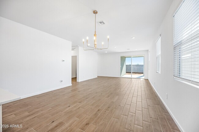 Building Photo - 7505 E Cozy Cottage Ln