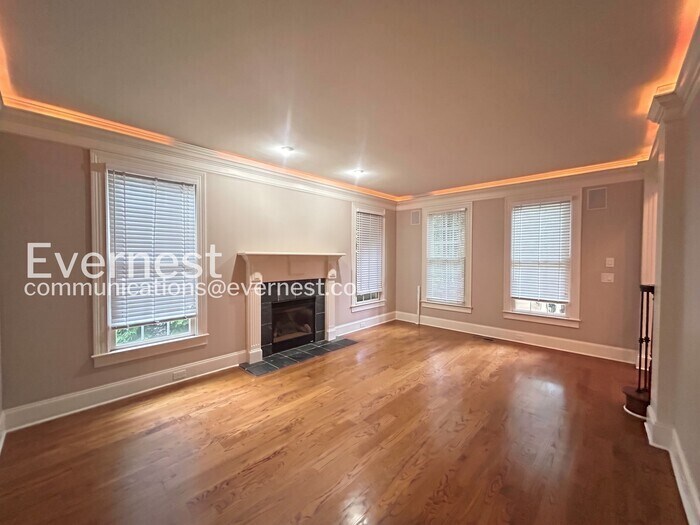 Building Photo - 4002 Moheb St SW