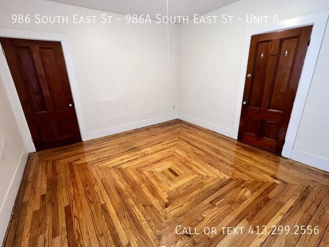 Building Photo - 986 S East St