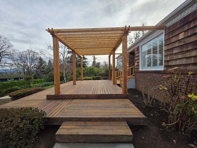 Building Photo - 963 Parkway Dr NW