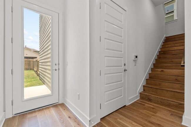 Building Photo - 6121 Sendero Hills Pkwy
