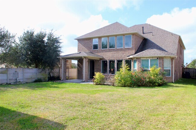 Building Photo - 3707 Parkcrest Ct