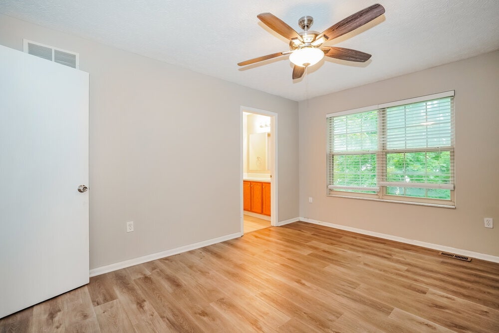 Building Photo - 4299 Shady Meadows Dr