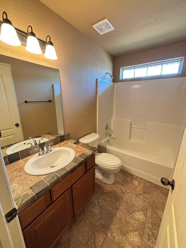 Building Photo - READY NOW! Your Future Home in Clabber Creek! Lawn Maintenance Included!