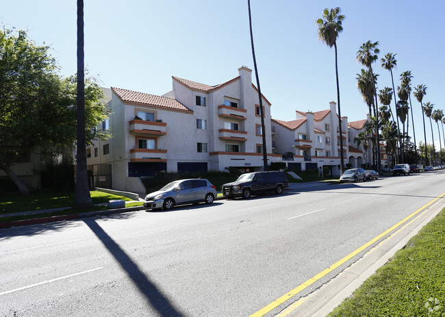 Building Photo - Palm Terrace