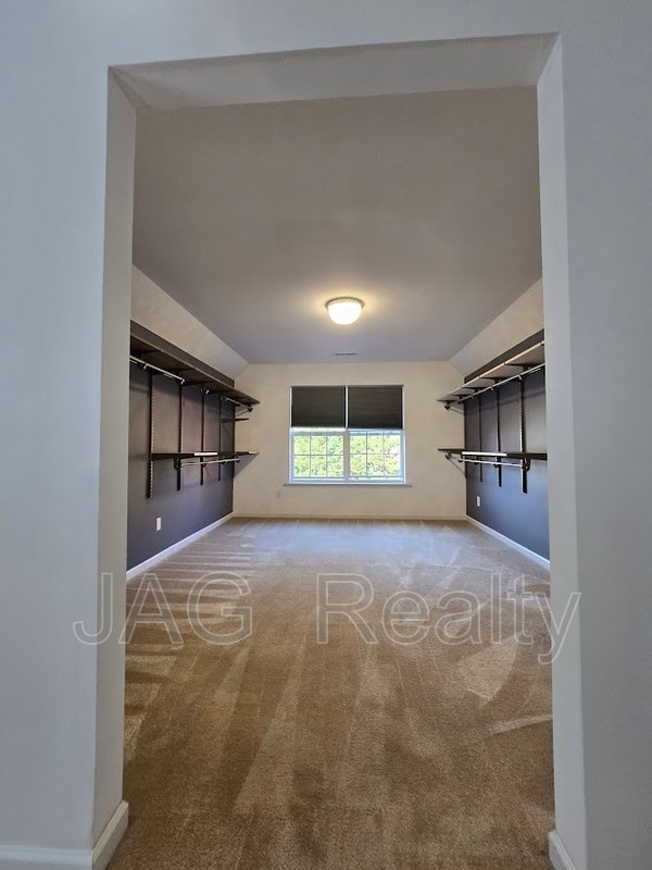 Building Photo - 3084 Sycamore Point Tr