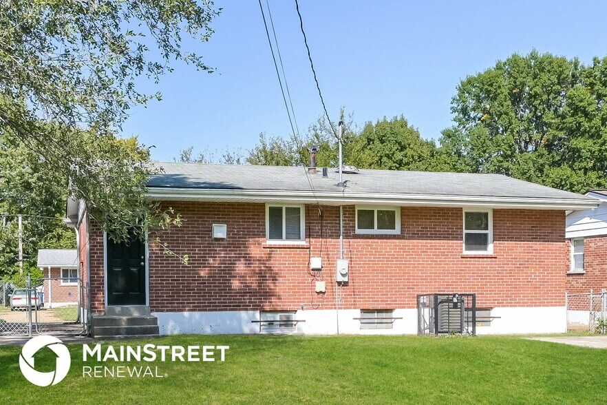 Building Photo - 1376 Cove Ln