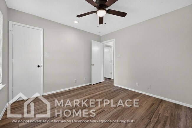 Building Photo - 1707 Provident Ln
