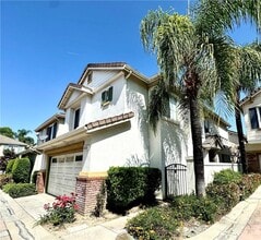 Building Photo - 13608 Greenoak Ct