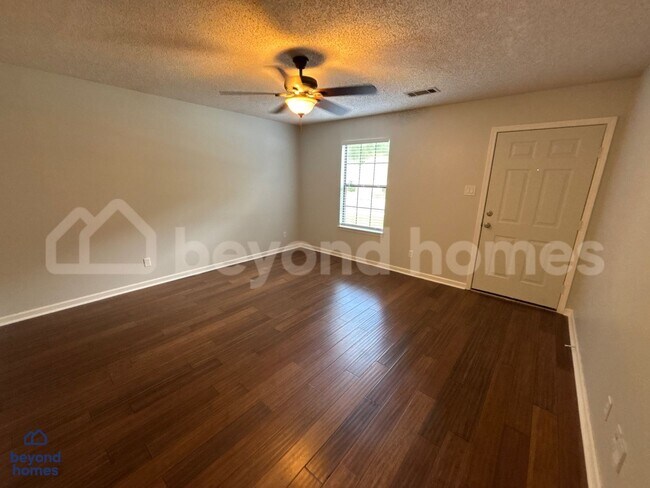 Building Photo - Beautiful 3 Bed 2 Bath home for Rent in Sherwood - Looking for You!