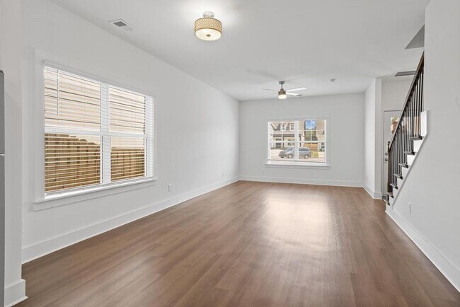 Building Photo - 3760 Patton Crst