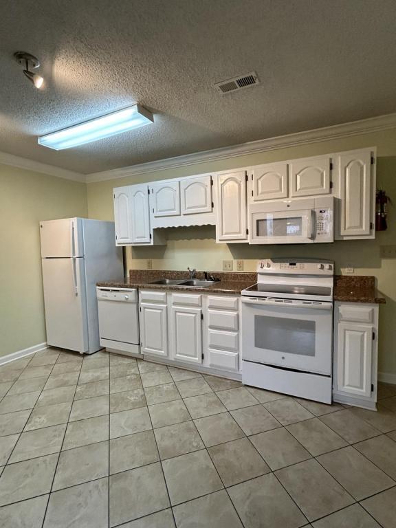 Building Photo - 216 Double Eagle Dr