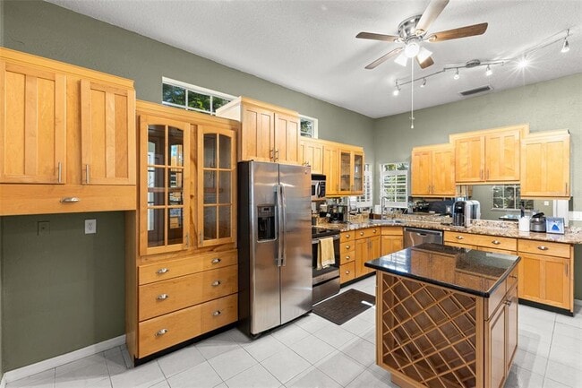 Building Photo - 1717 Arabian Ln