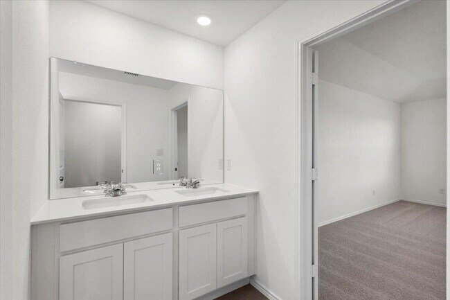 Building Photo - 221 Rodney Boat Rd