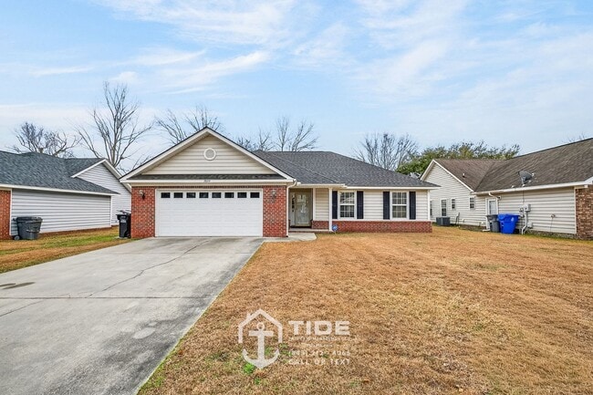 Building Photo - Modern Comfort in North Charleston