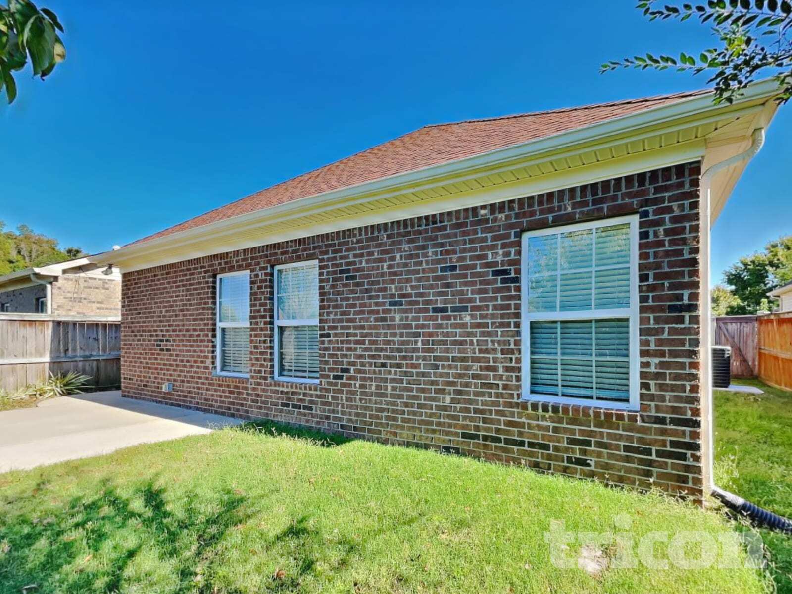 Building Photo - 1529 Bending River Dr