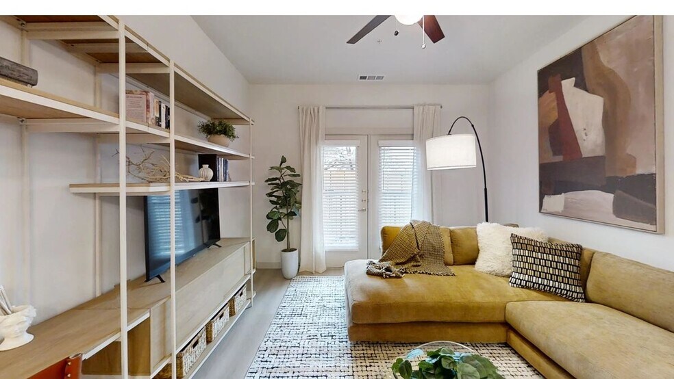 Building Photo - 13023 Hema Dr