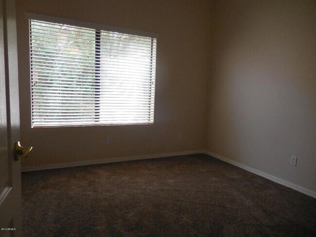 Building Photo - 4189 E Rancho Caliente Dr