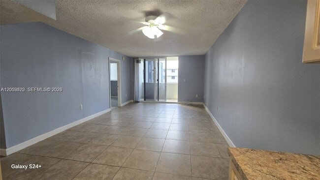 Building Photo - 10090 NW 80th Ct