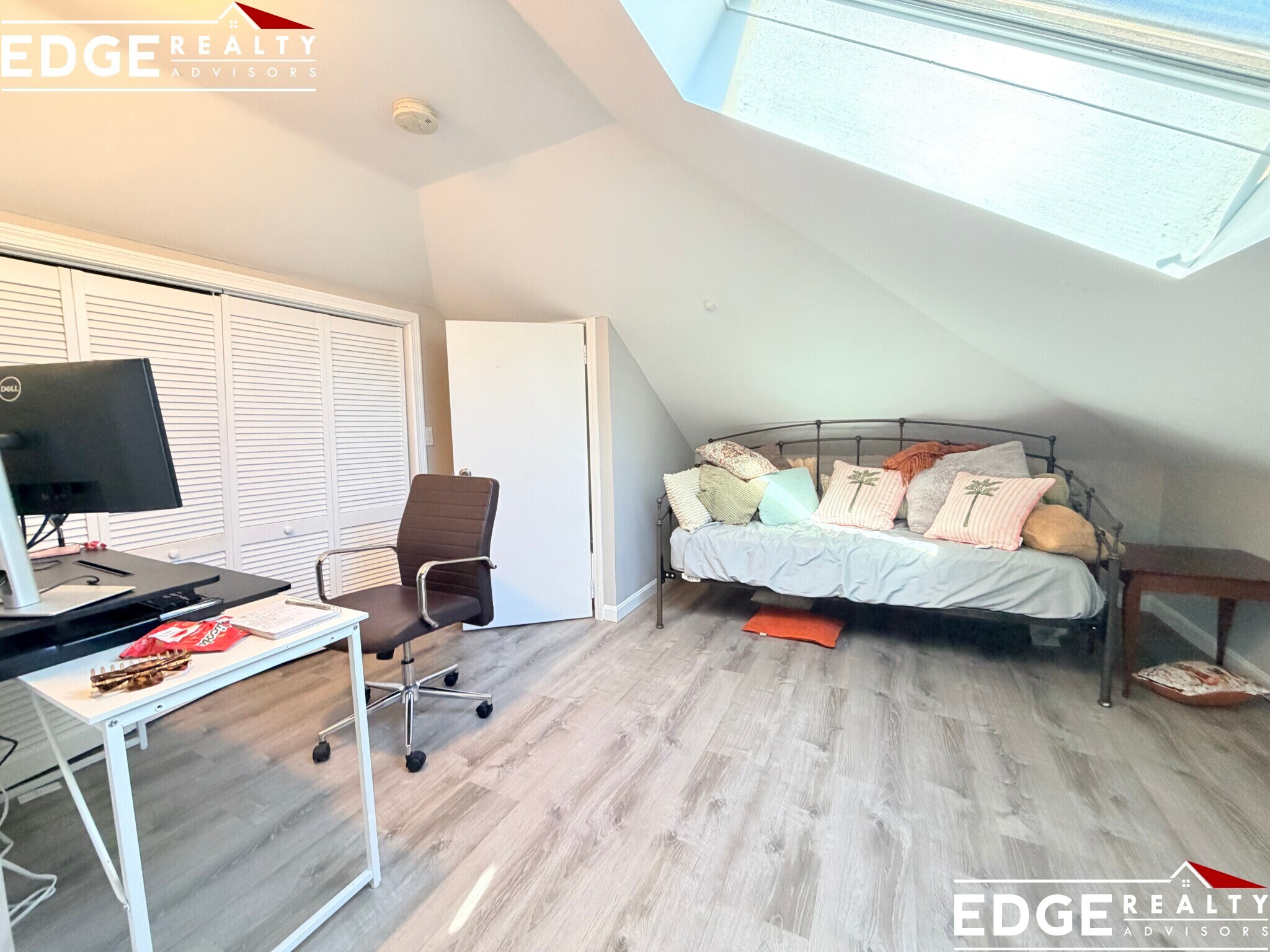 Building Photo - 39 Long Ave